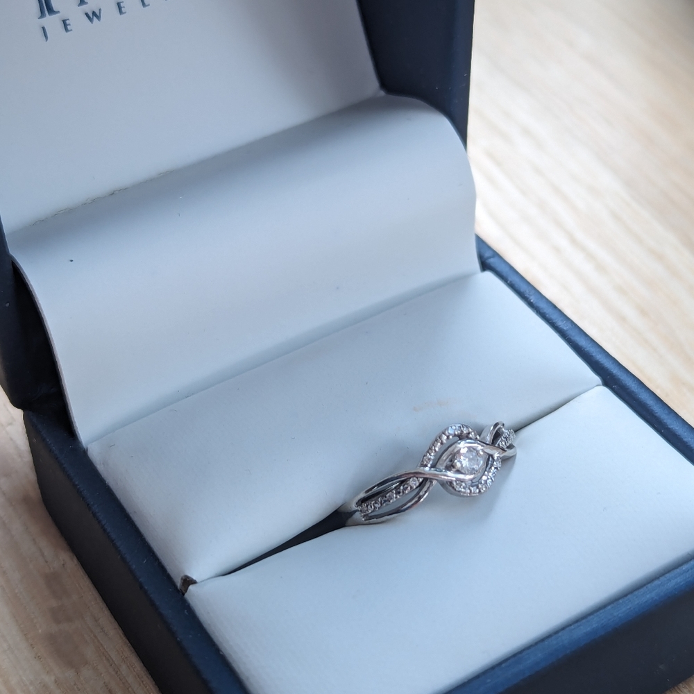 10k Gold Diamond Ring